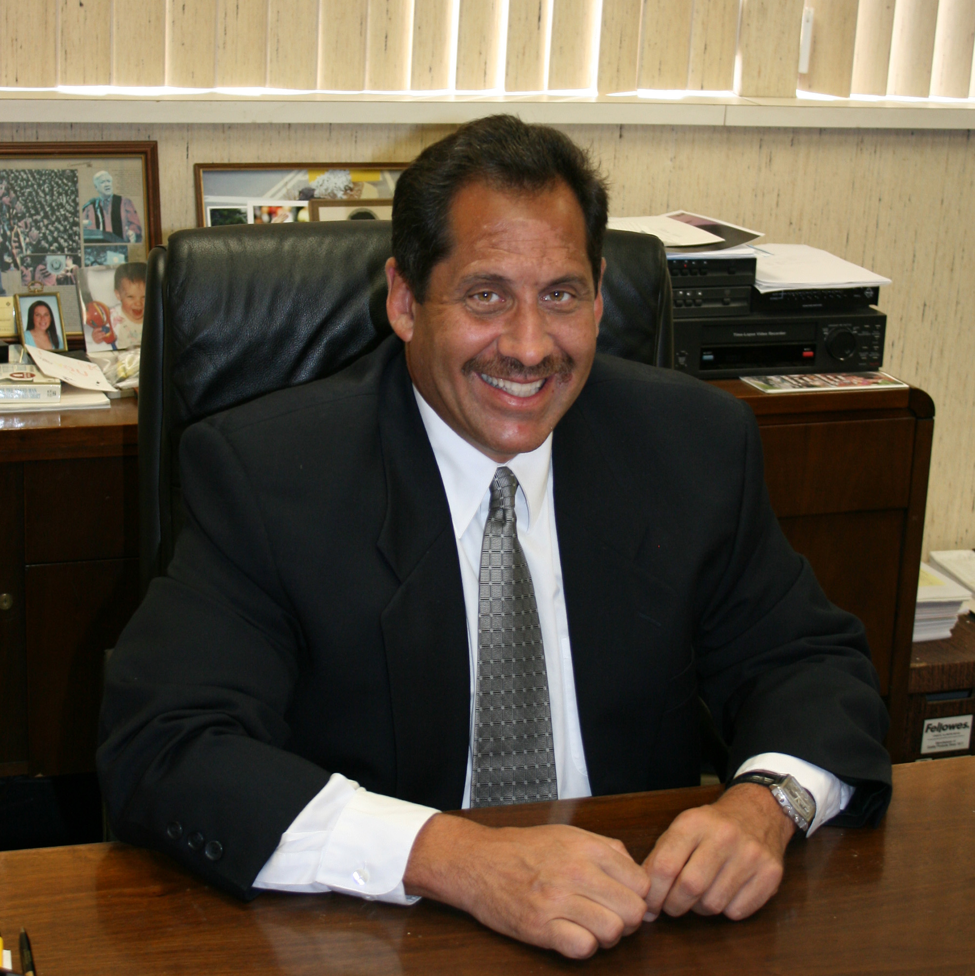 JeffGoodless-Office Jeff Goodless - Office